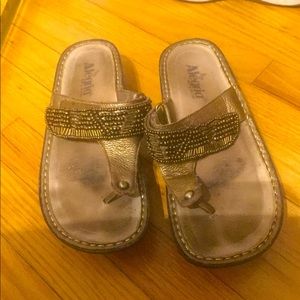 Allegra sandals